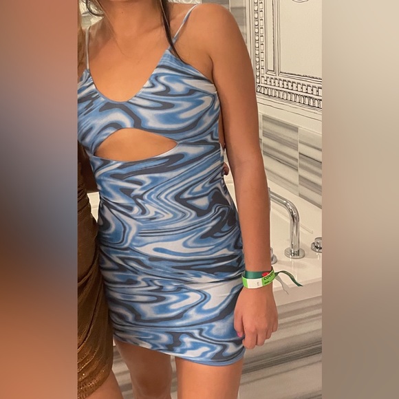 Fun Blue Dress - Picture 1 of 3
